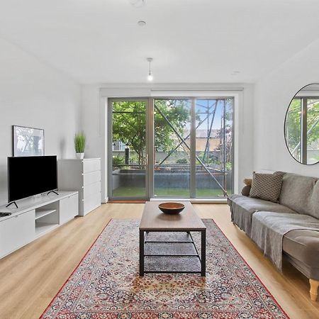 Centrally Located - Modern - 2Bed - 2Bath Apartment 伦敦 外观 照片