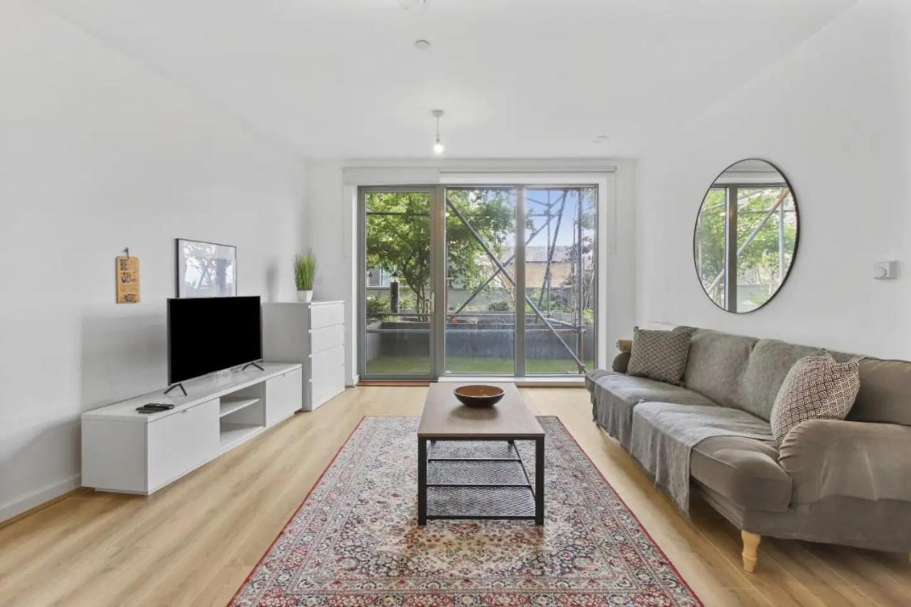 Centrally Located - Modern - 2Bed - 2Bath Apartment 伦敦 外观 照片