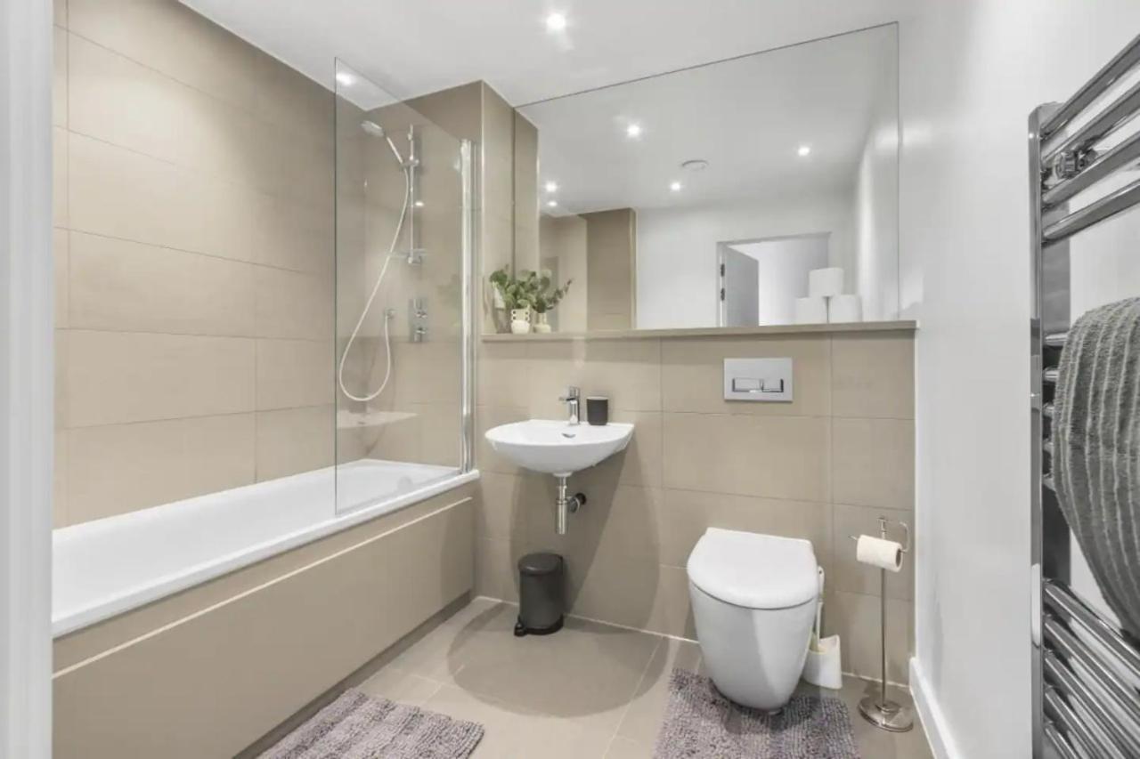 Centrally Located - Modern - 2Bed - 2Bath Apartment 伦敦 外观 照片